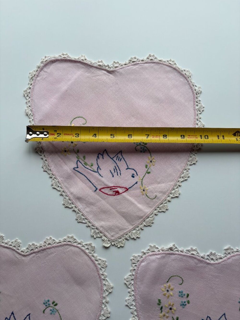 Vintage Vanity/Dresser Doily Set - Picture 3 of 5